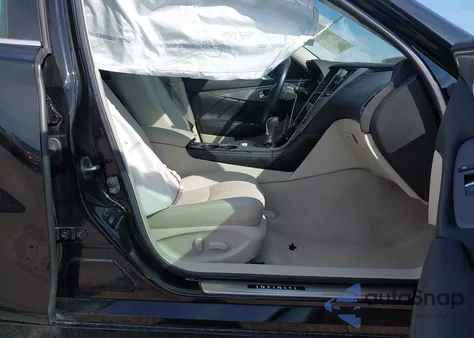 2016 Infiniti Q50 2.0T Premium z USA, uszkodzony, nr VIN JN1CV7APXGM200778